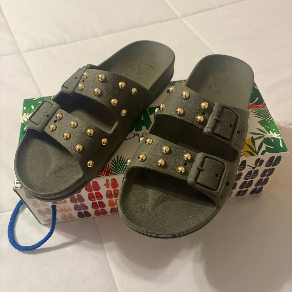Cacatoes Florianopolis Olive Green Double-Strap Stud Slide Sandals